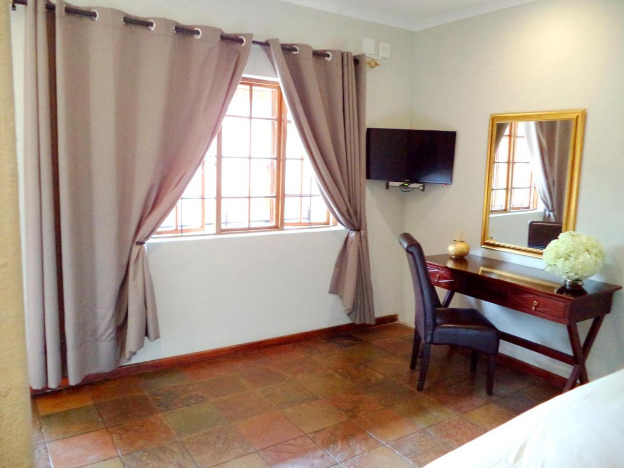 Belladona Guesthouse ネルスプロイト エクステリア 写真